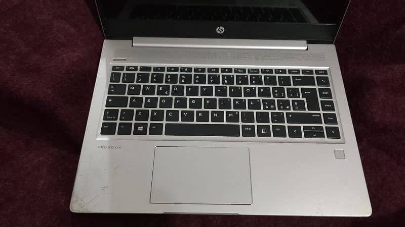 Hp 440 G6 | I5 8TH GEN | 4GB G. CARD UHD 620 | 16GB Ram | 256GB NVME 7