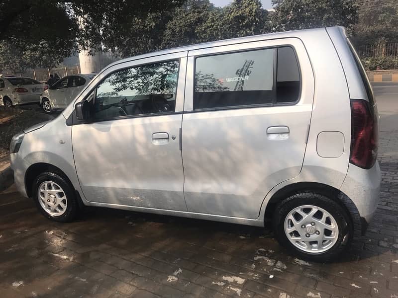 Suzuki Wagon R VXL 2022 | New Condition 6