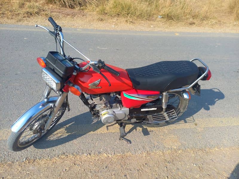 Honda CG 125 FOR SALE 1