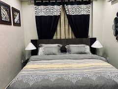 1 Bedroom VIP Full furnish flat per day available in Bahria town Lahore