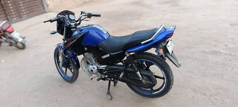 YAMAHA YBR 125 2019 1