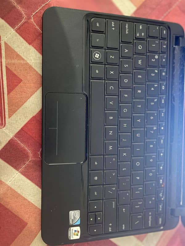 hp mini laptop mint condition just like new 10/10 urgent sale 2