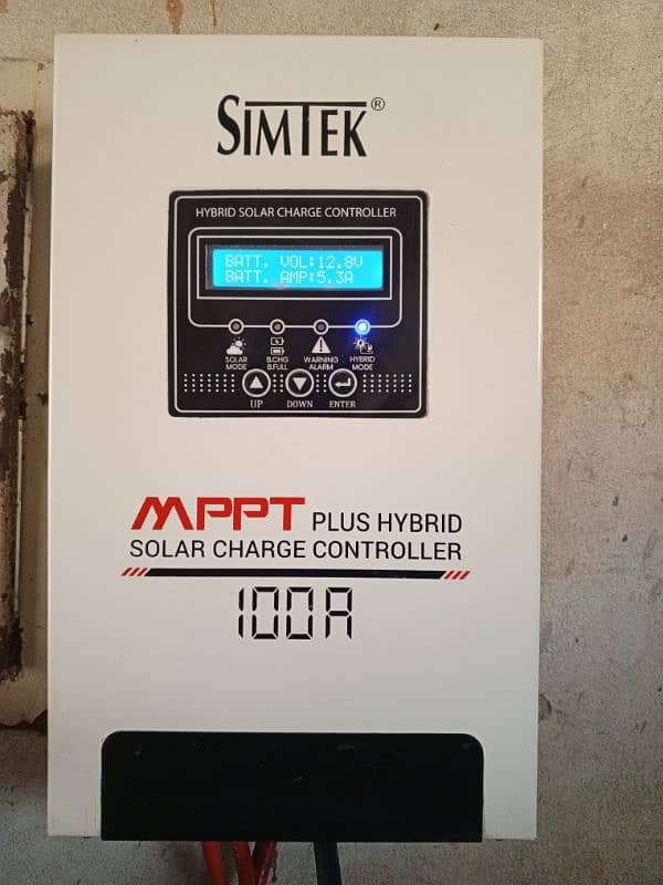 SimTEK MPPT 100A 2