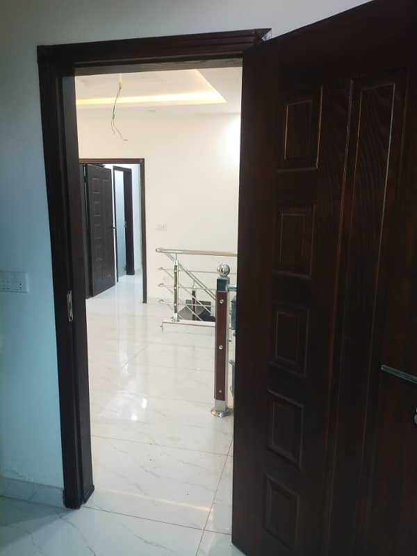 3 MARLA BRAND NEW HOUSE FOR SALE NEAR UCP UNIVERSITY SOUKAT KHANAM HOSPITAL 9