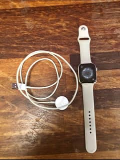 Apple watch series 7 45 mm STARLITE