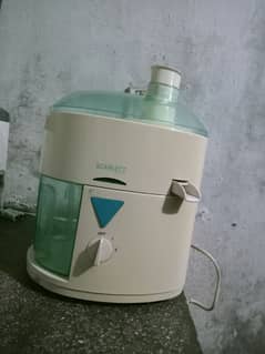 Juicer Machine