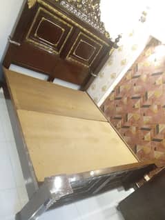 Chinioti  Heavy Wooden Bed Set Available for Sale