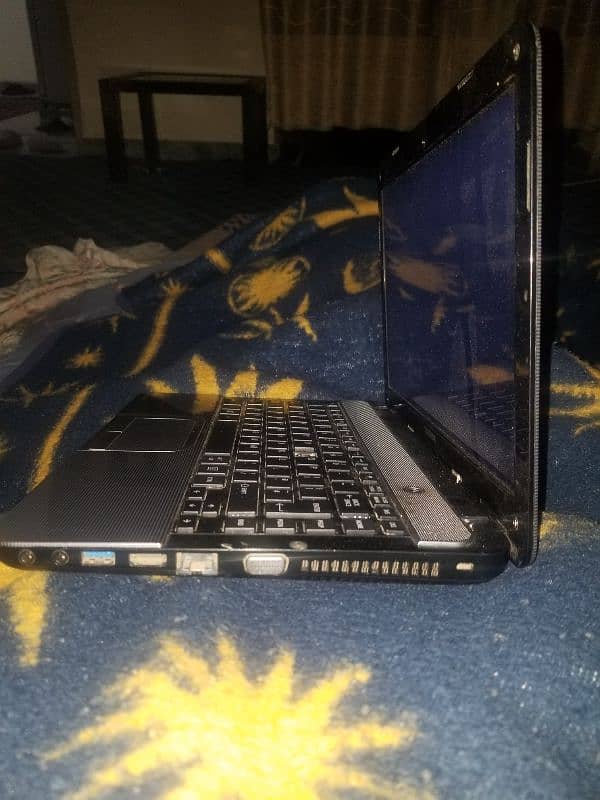 Toshiba Sattlite pro L830 4