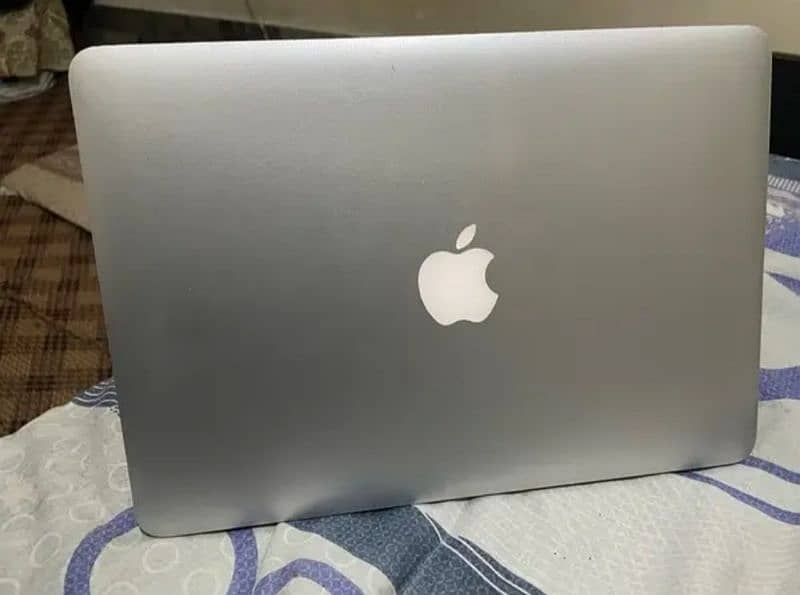 Macbook Pro 13" Urgent Sale 1