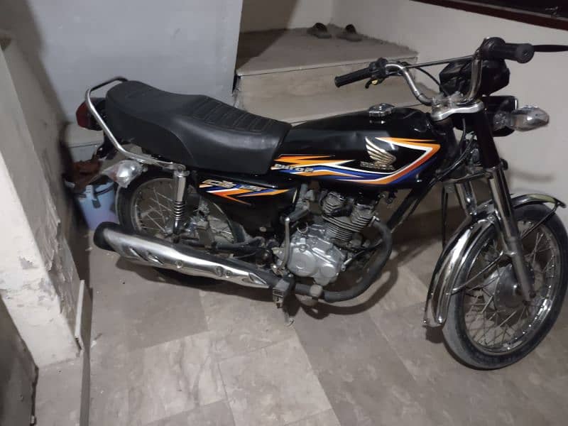 Honda cg 125 urgent sale 2018 New condition 3