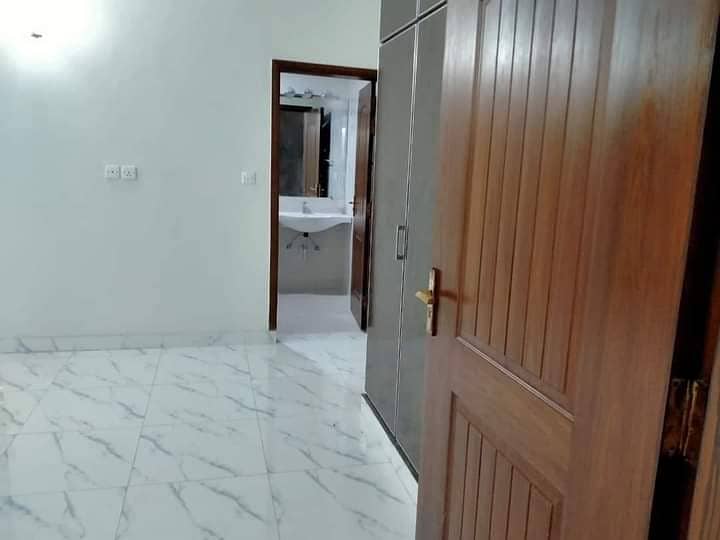 Brend New apartment available for Rent in Askari 11 sec-D Lahore 10