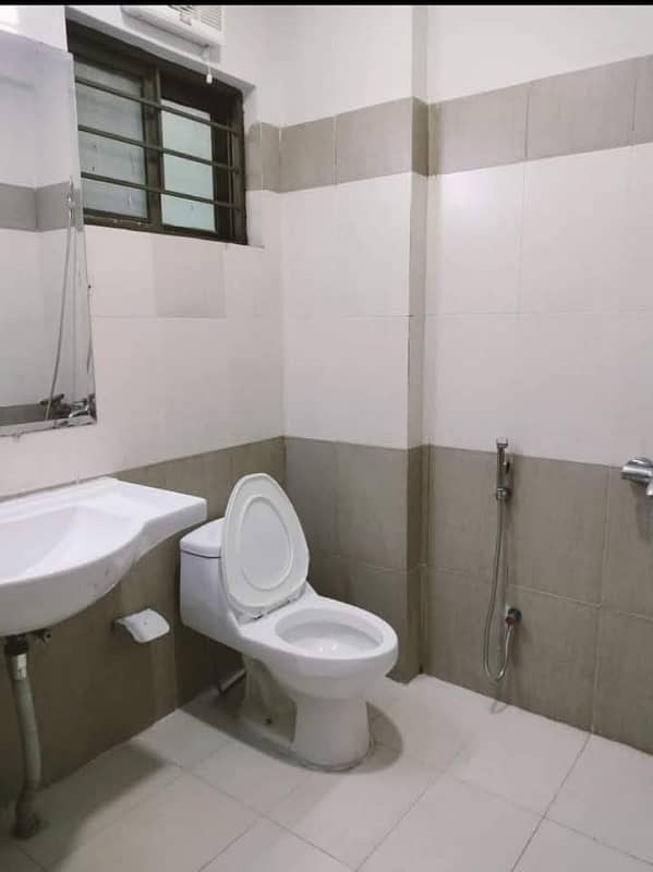 3Bed apartment available for Rent in Askari 11 sec-B Lahore 13