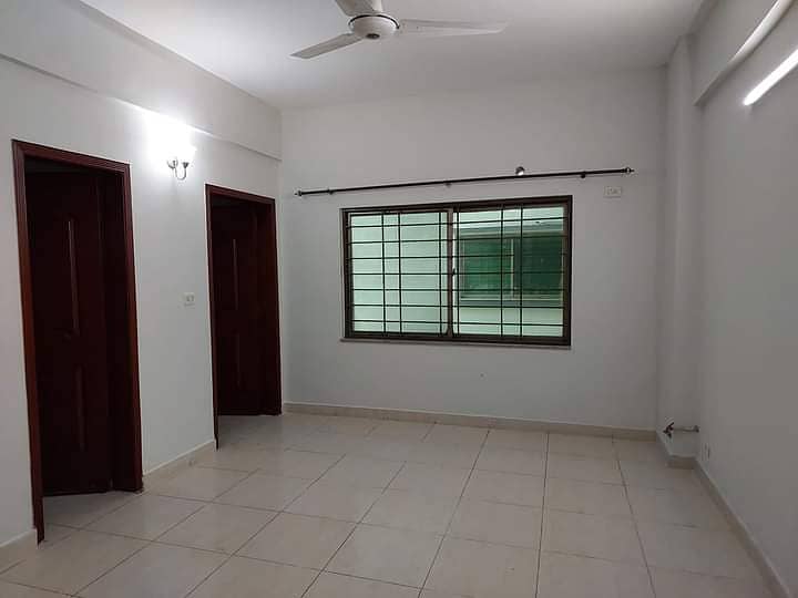 3Bed apartment available for Rent in Askari 11 sec-B Lahore 29