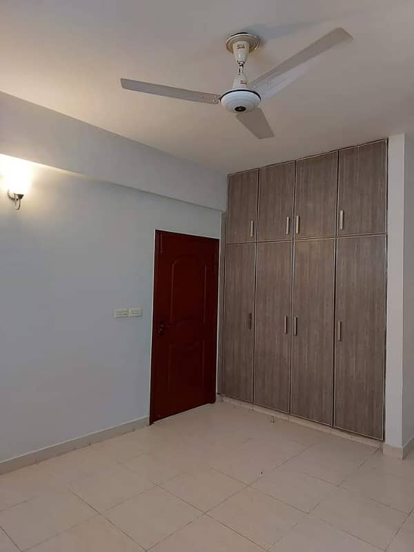 3Bed apartment available for Rent in Askari 11 sec-B Lahore 32