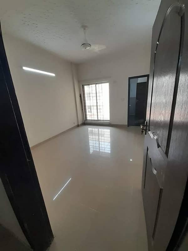 3Bed apartment available for Rent in Askari 11 sec-B Lahore 40