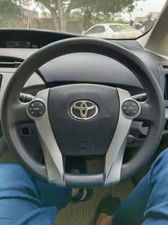 Toyota Prius 2013