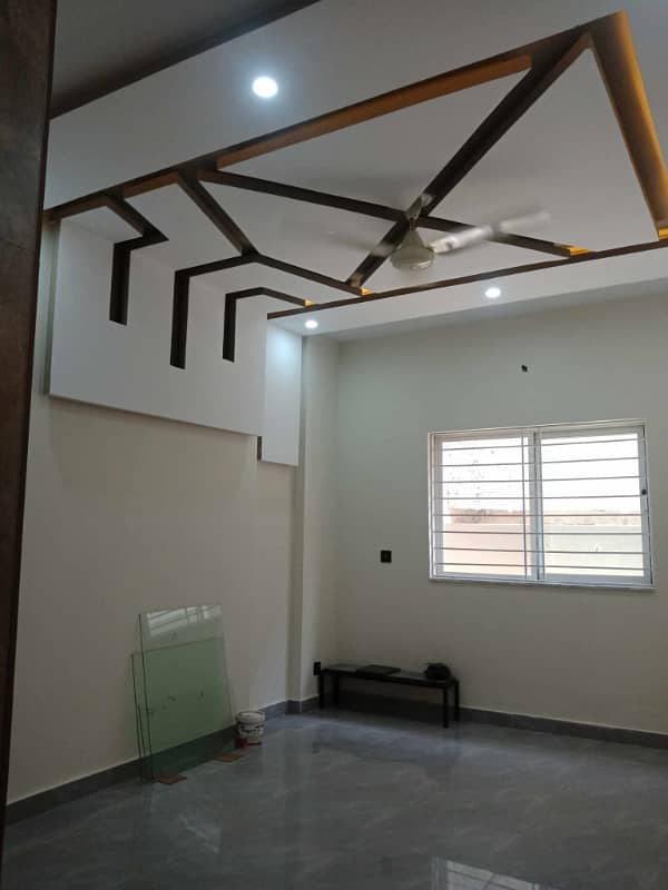 07 Marla Corner House Available For Sell In G-15 Real Picture Urgent Sale 12