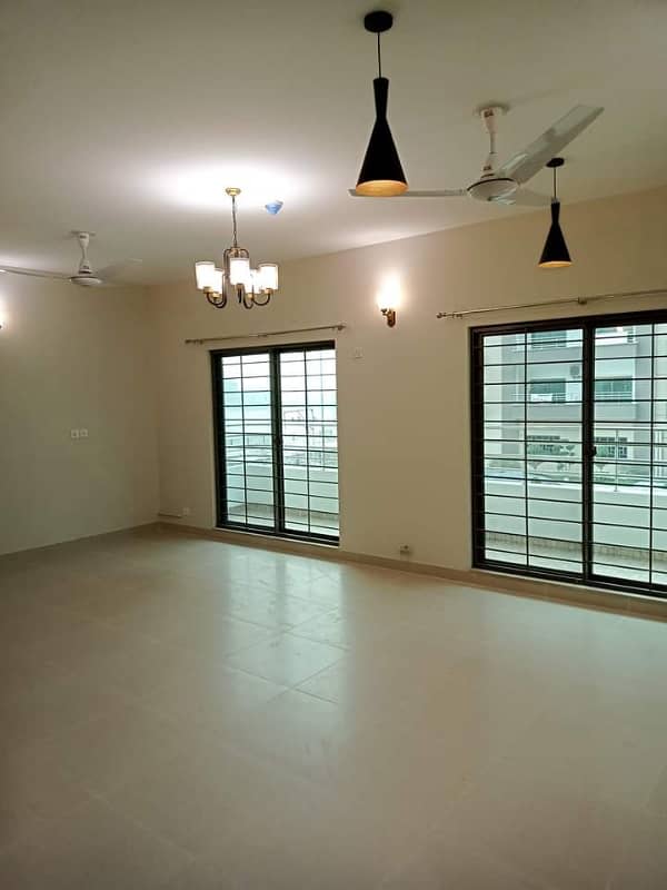 Brend New apartment for Rent in Askari 11 sec-B Lahore 4