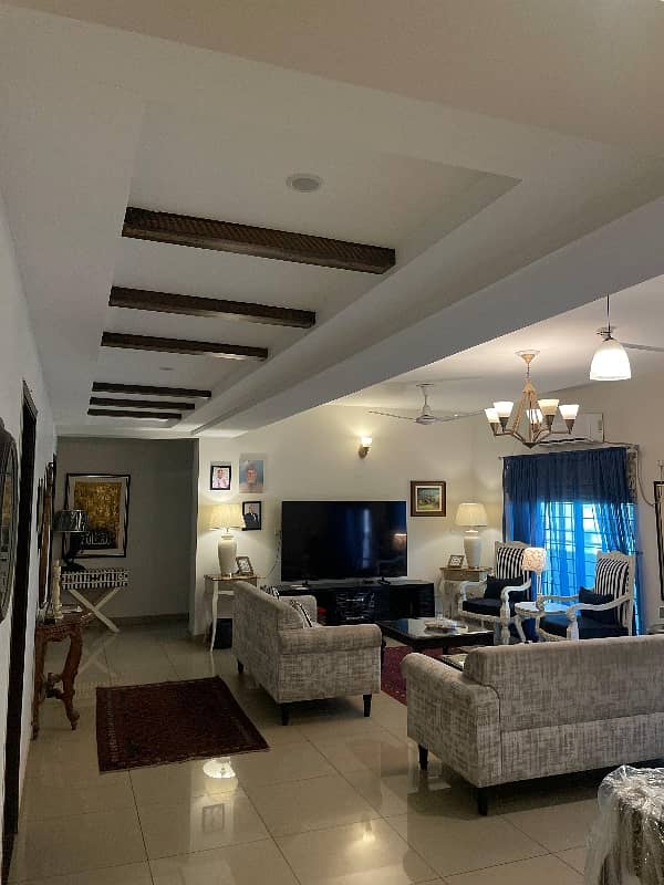 Brend New apartment available for sale in Askari 11 sec-B Lahore 2