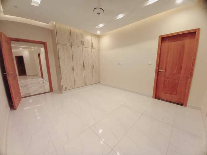 12 Brand New Apartment For Rent In Askari 11 Sec-B Lahore 24