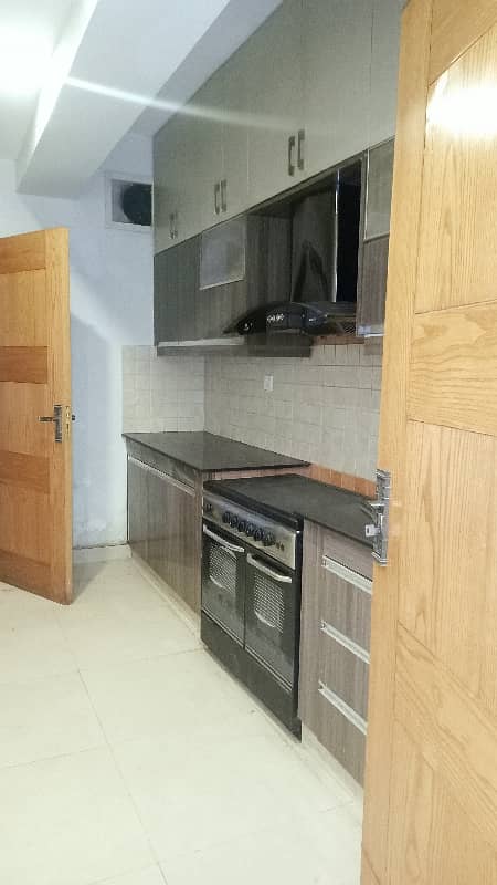 New apartment available for sale in Askari 11 sec-B Lahore 7