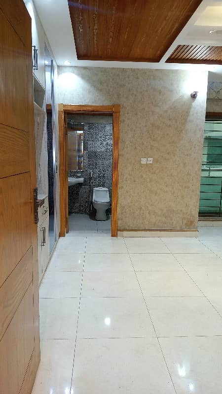 New apartment available for sale in Askari 11 sec-B Lahore 19