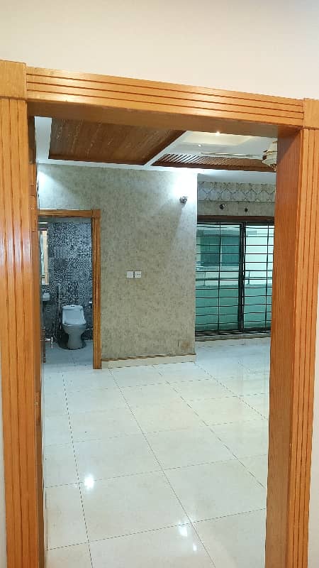 New apartment available for sale in Askari 11 sec-B Lahore 20