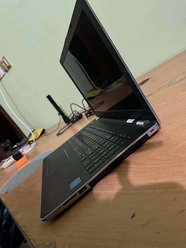 Hp laptop with Intel Pentium R N3710 Processor 8gb Ram 128ssd 500hdd 3