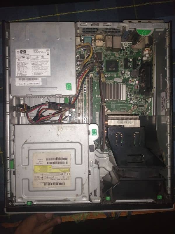 HP Compaq 8000 Elite desktop pc 1