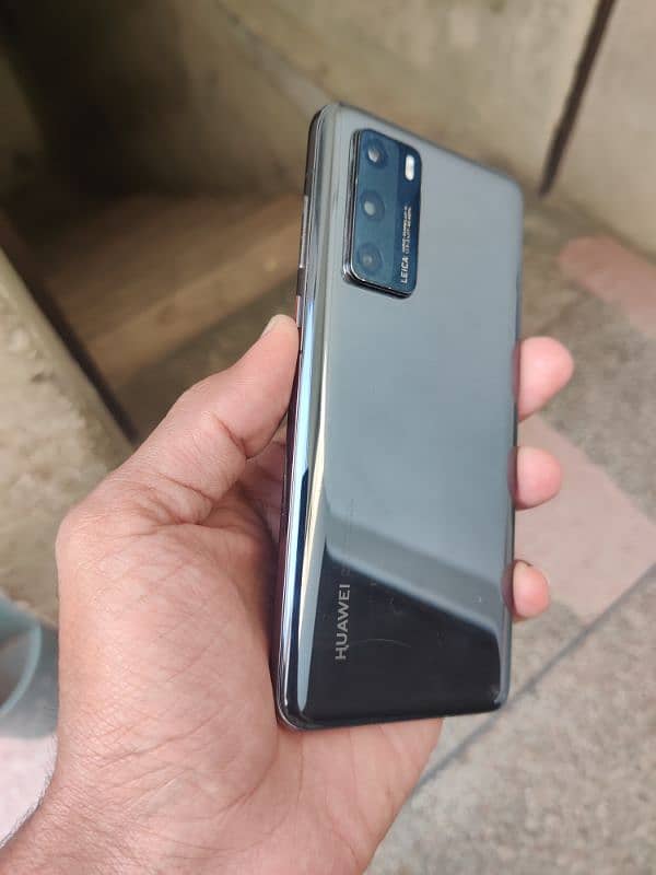 Huawei P40 non PTA  8GB 128GB 4