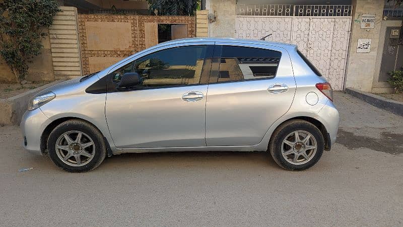 Toyota Vitz 2013 3