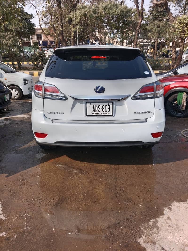 Lexus RX Series 450 h 2012 12