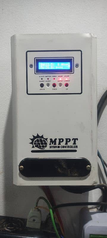 selling my MPPT 60A with 3 month warranty 1