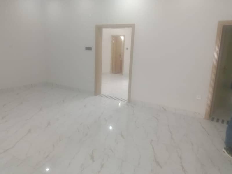 Prominently-Located Upper Portion Available In Allama Iqbal Town For rent 14