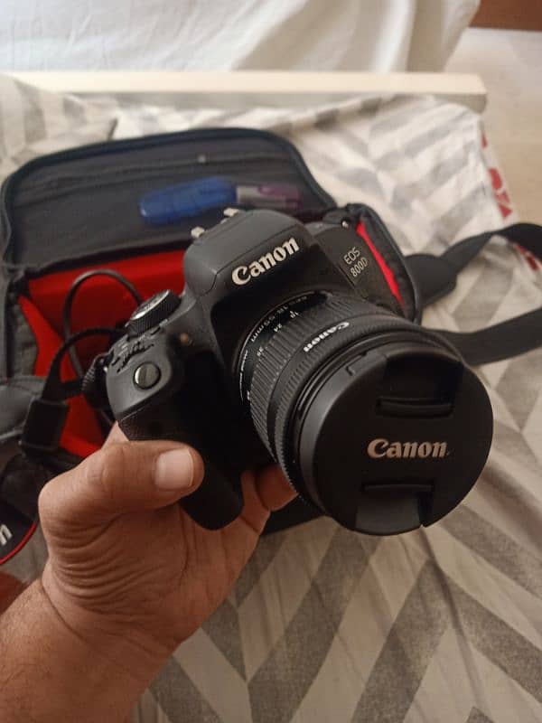 Canon DSLR camera for sale 0