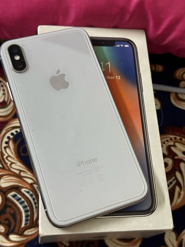 Iphone X PTA approved white 0