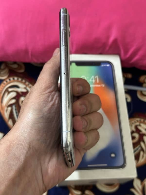 Iphone X PTA approved white 1