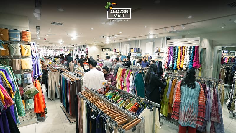 Prime Commercial Shops For Sale In A Popular Mall 0