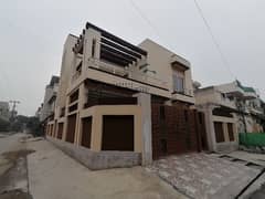 Corner 10 Marla House In Sabzazar Scheme Best Option