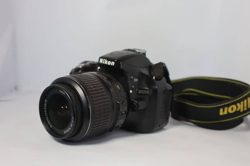 Nikon D5200 13