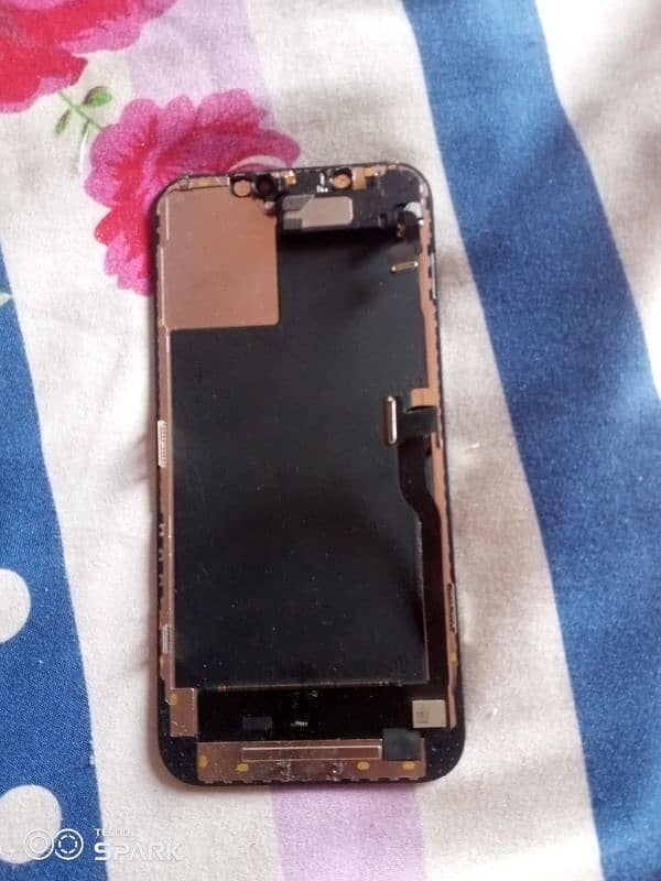 iphone 12 pro max panal glass brake minor or display msg Wala nhi  ic 0