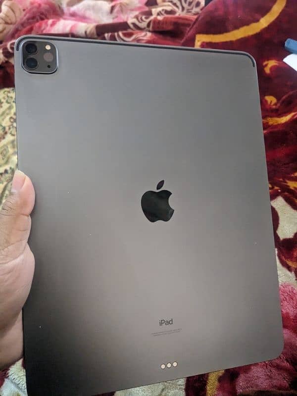 I PAD PRO M1 CHIP 12.9 INCHES USED CONDITION 0