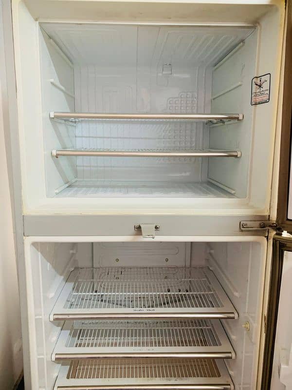 Dawlance Wide Fridge 5