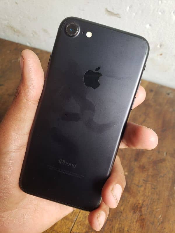 Iphone 7 Urgent sell 4