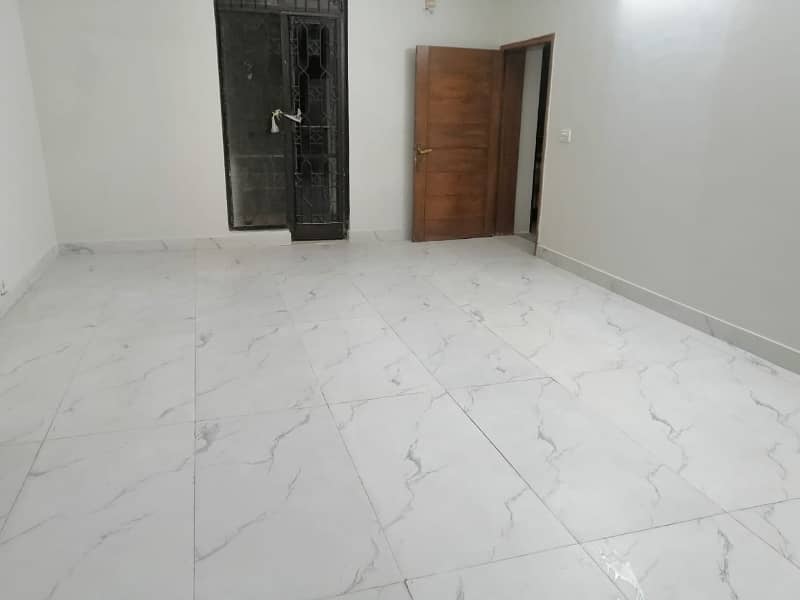 Ideally Located Upper Portion Of 1 Kanal Is Available For rent In Lahore 1