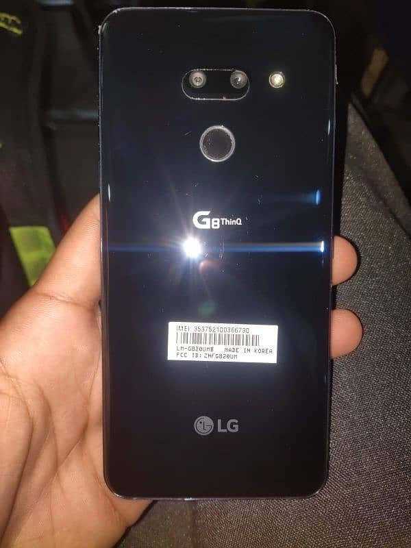 LG G8 thinq 1