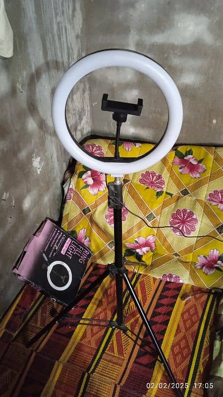 Mobile stand and Full Ring light for sale 11