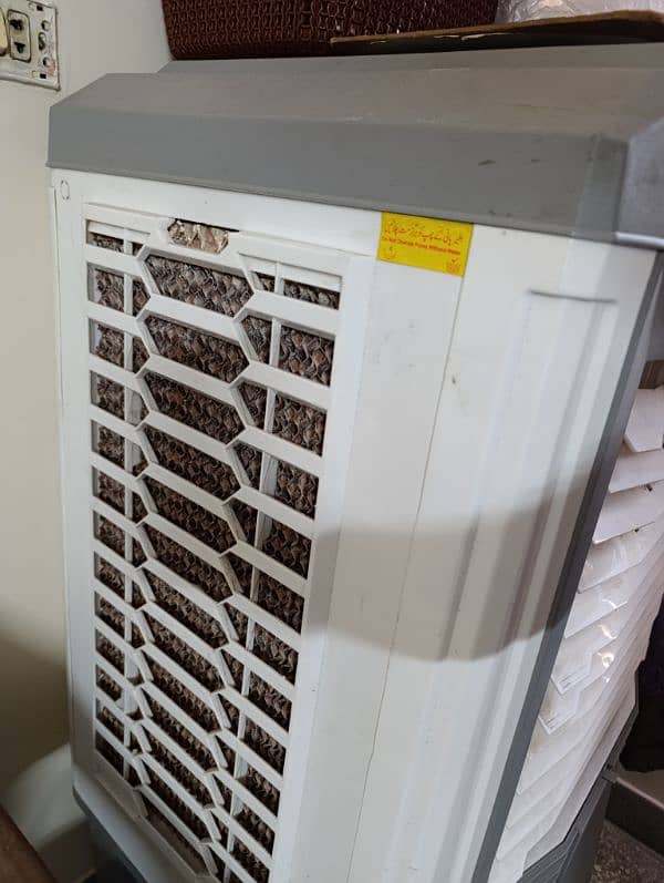 canon cooler ( model : CA-6500 ) in good condition 2