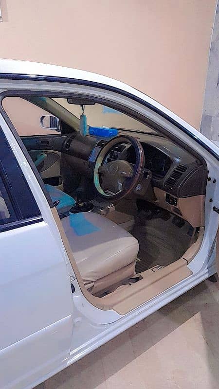 Honda Civic EXi 2006 9