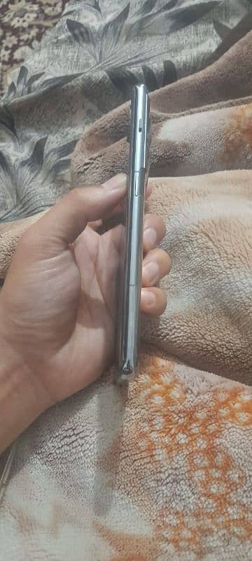 one plus 11 5g pta block with only box no charger 5